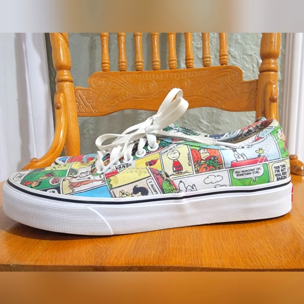 Vans x Peanuts Charlie Brown comic strip sneakers sz 8 1/2 women 7 men